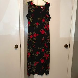 Sleeveless red rose black dress
